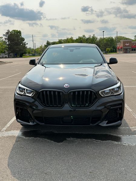 2023 BMW X6 M50i Lease for $1,694.66 month: LeaseTrader.com